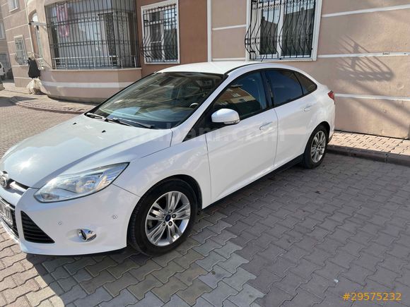 Sahibinden Ford Focus 1.6 TDCi Style 2013 Model  Beyaz