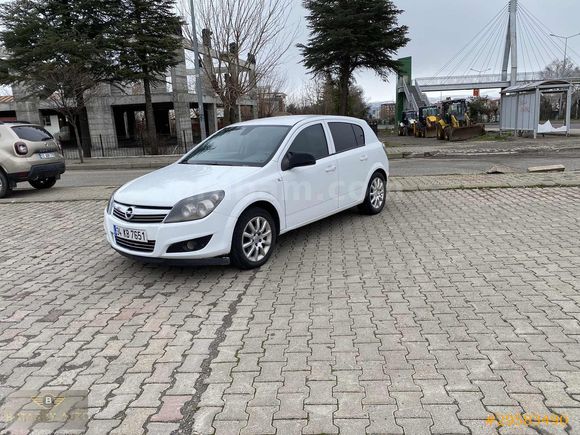 BATARAY AUTO DAN 1,6 OPEL ASTRA