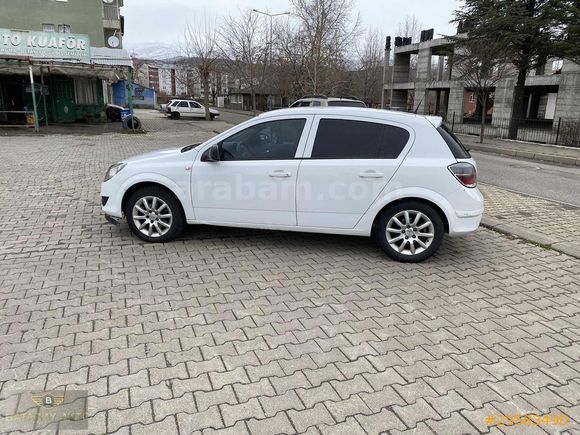 BATARAY AUTO DAN 1,6 OPEL ASTRA