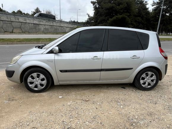 Sahibinden Renault Scenic 1.5 dCi Privilege 2006 Model 