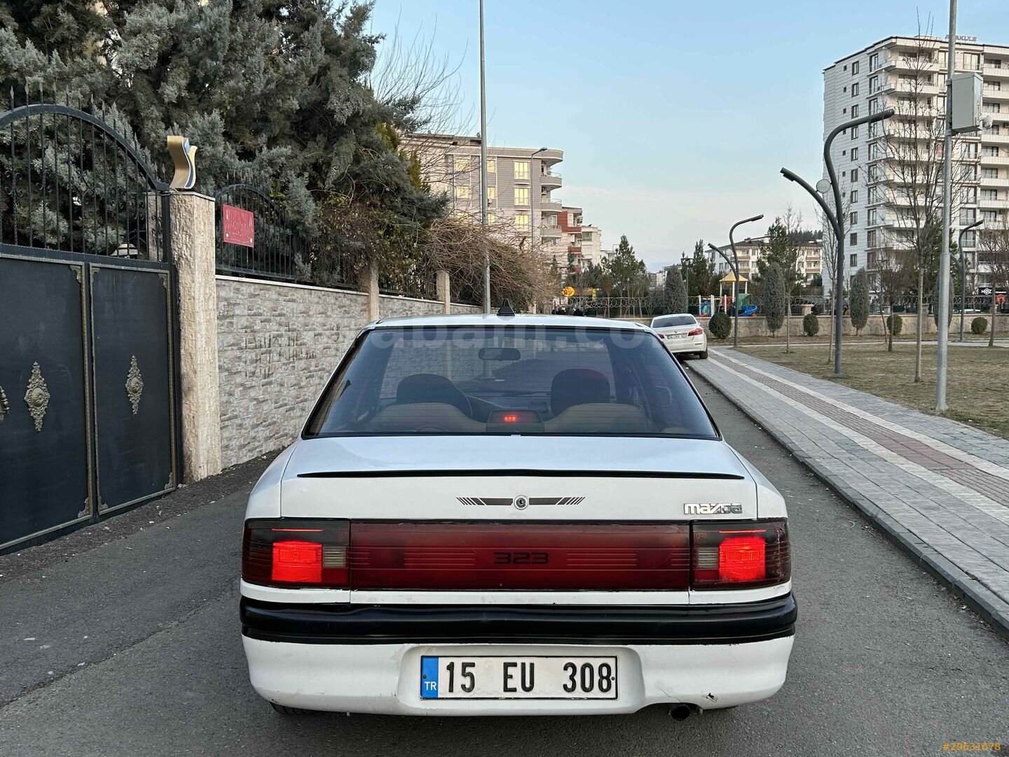Sahibinden Mazda 323 1.6 GLX 1992 Model Batman 415.000 km Beyaz 2