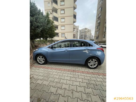 Sahibinden Hyundai i30 1.6 CRDi Style 2013 Model 