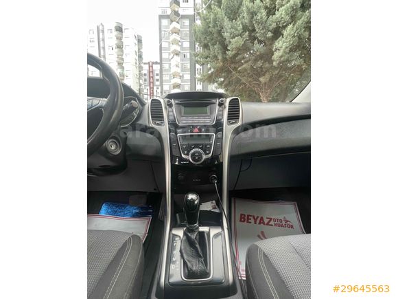 Sahibinden Hyundai i30 1.6 CRDi Style 2013 Model 