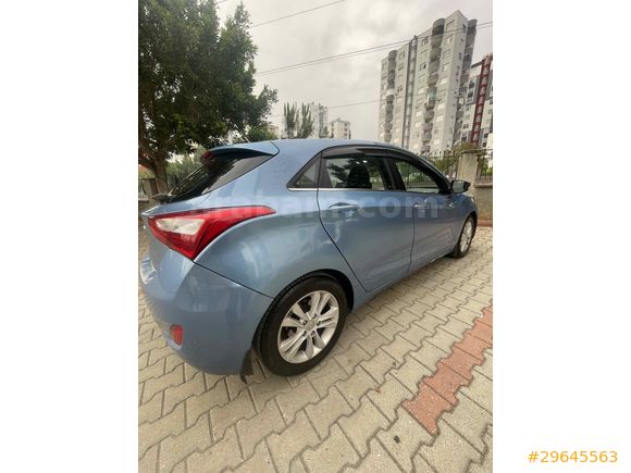 Sahibinden Hyundai i30 1.6 CRDi Style 2013 Model 