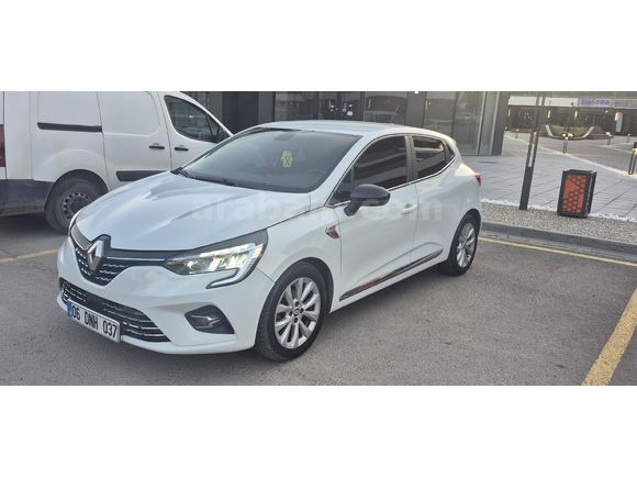 MEMURDAN Renault Clio 1.0 TCe Touch 2023 Model