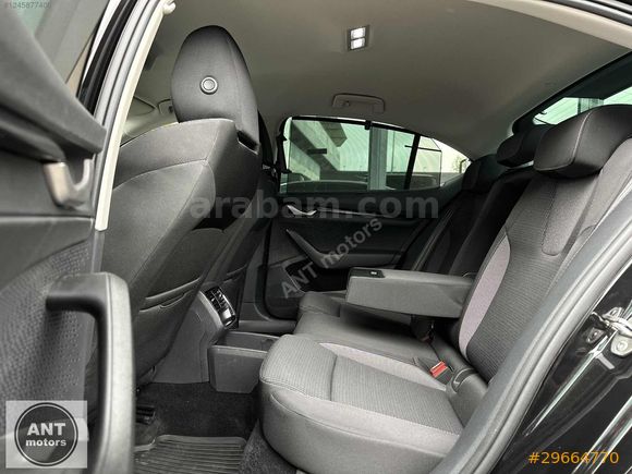 BOYASIZ 2024 SKODA OCTAVIA 1.5Mhev PREMIUM+ADVANCED+PERDE+ISITMA