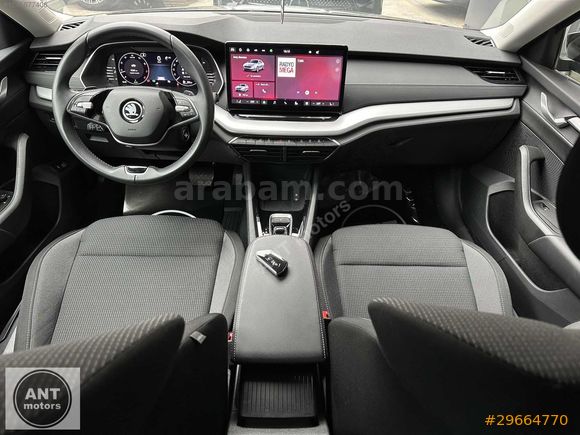 BOYASIZ 2024 SKODA OCTAVIA 1.5Mhev PREMIUM+ADVANCED+PERDE+ISITMA