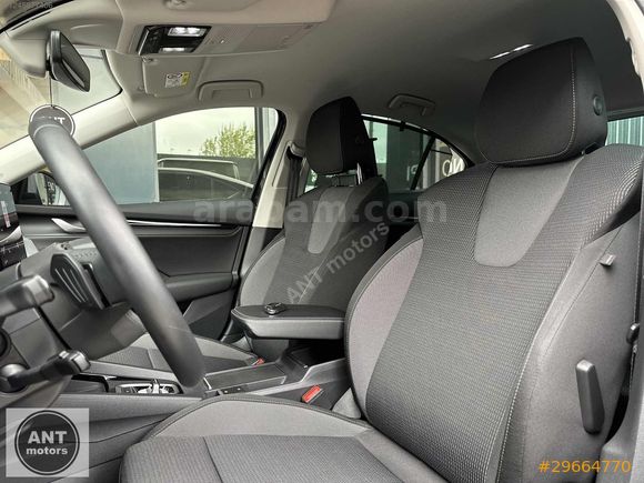 BOYASIZ 2024 SKODA OCTAVIA 1.5Mhev PREMIUM+ADVANCED+PERDE+ISITMA