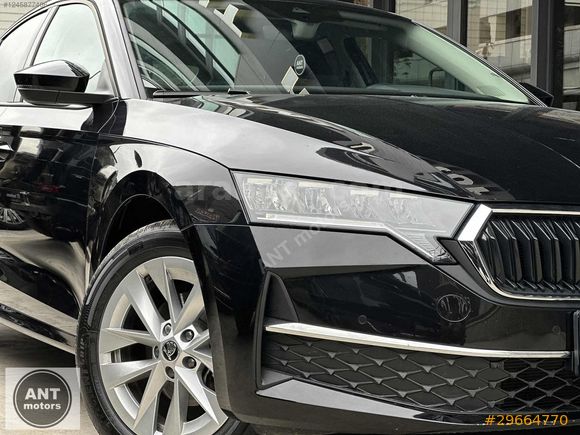 BOYASIZ 2024 SKODA OCTAVIA 1.5Mhev PREMIUM+ADVANCED+PERDE+ISITMA