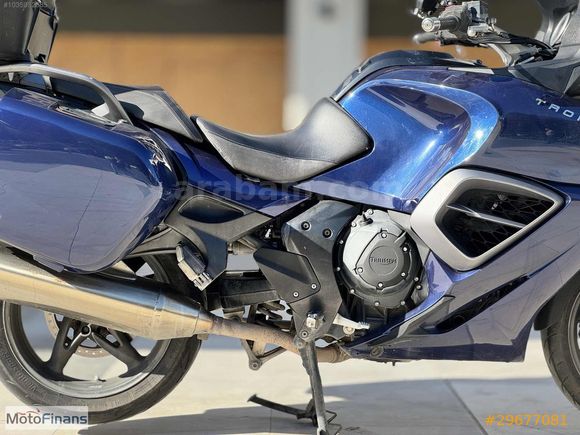 MotoFinans'tan Triumph Trophy, Minibüs takaslı senetle motor