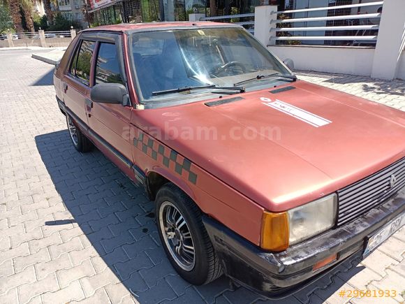 Sahibinden Renault R 11 GTD DİZELl SANRUFLU ACİL ORİJİNAL FRANSIZ UYGUN FİYAT 1986 Model