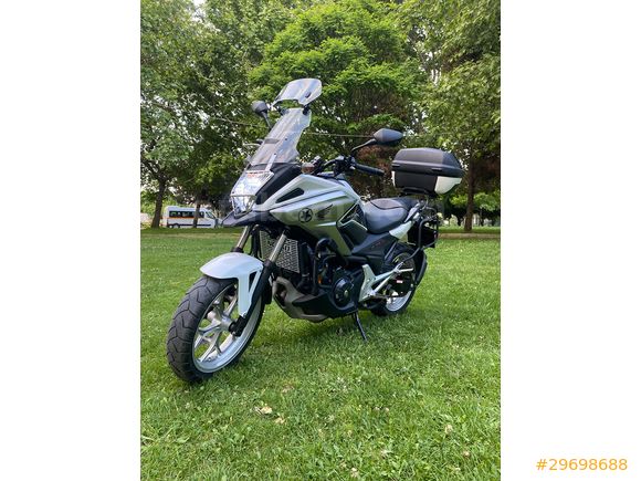 Sahibinden Honda NC 750 X DCT  Temiz sıfır ayarında tramersiz
