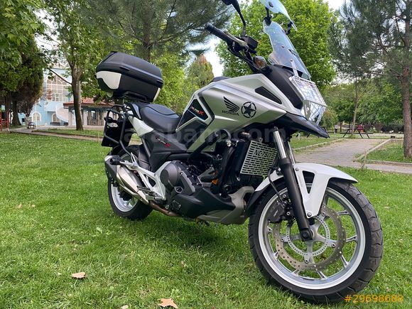 Sahibinden Honda NC 750 X DCT  Temiz sıfır ayarında tramersiz