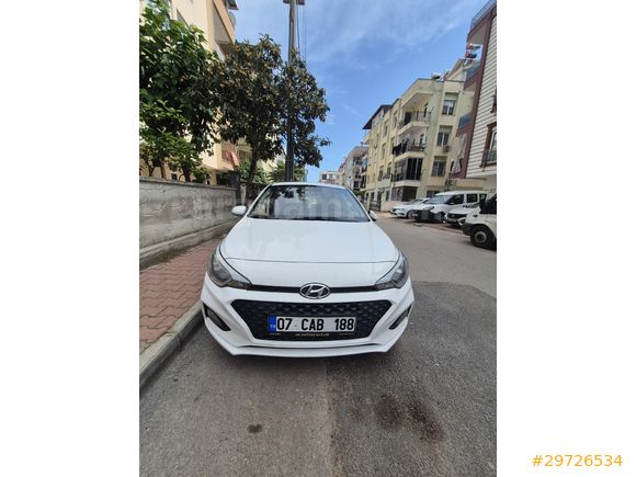 Sahibinden Hyundai i20 1.4 MPI Jump 2019 Model Antalya