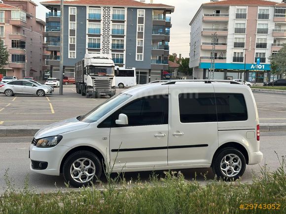 ÇİFT SÜRGÜLÜ 2013 MODEL Caddy 1.6 TDI Trendline Ankara TERTEMİZ BAKIMLI
