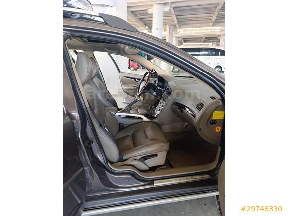Sahibinden Volvo XC70 2.5 T 2005 Model