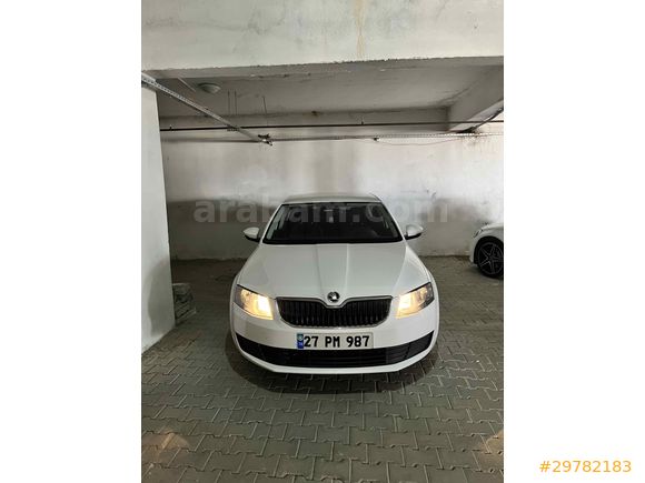 HATASIZ ,BOYASIZ ,Düşük KM:130.000