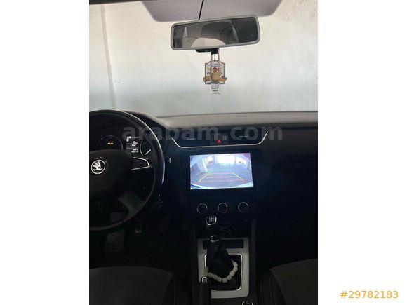 HATASIZ ,BOYASIZ ,Düşük KM:130.000