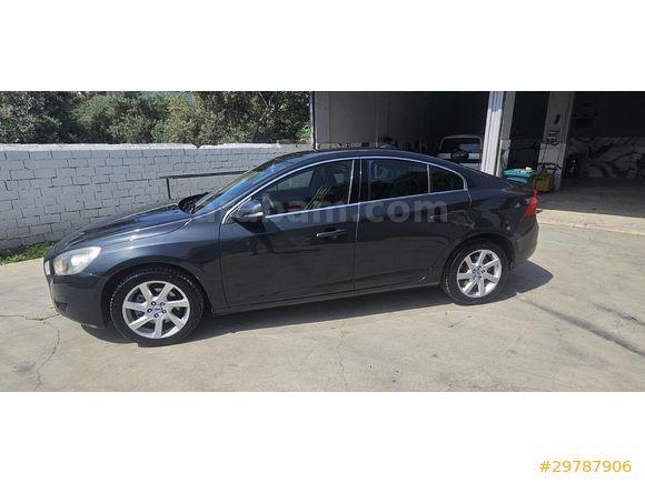 Kuruş Masrafsız Sahibinden Volvo S60 1.6 D R-Design 2012 Model