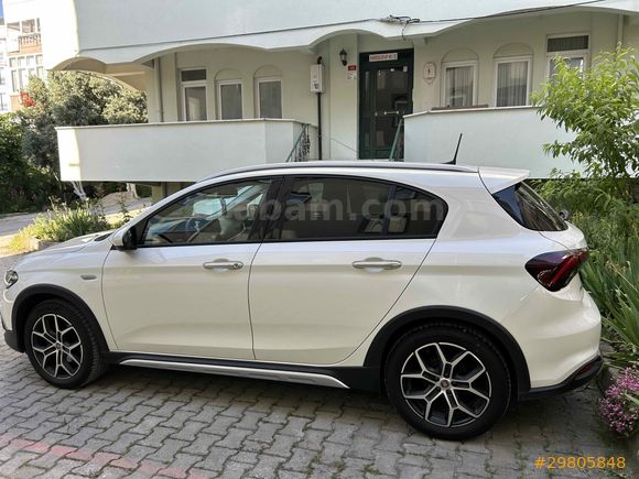 Sahibinden  Fiat Egea Cross 1.4 Fire Lounge 2024 Model 