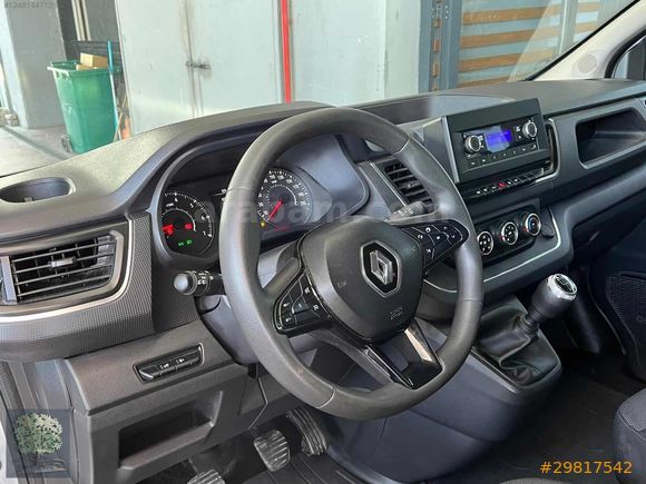 ÇINAR'DAN 2022 MODEL 87 BİNDE RENAULT TRAFİC 5+1 UZUN ŞASE