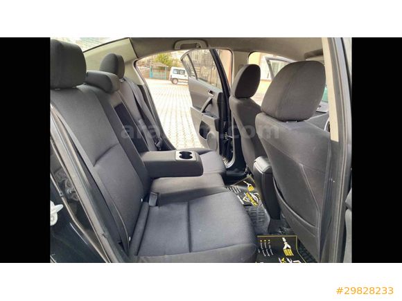 Sahibinden Mazda3  2011 model 1.6 dizel Touring paket  
