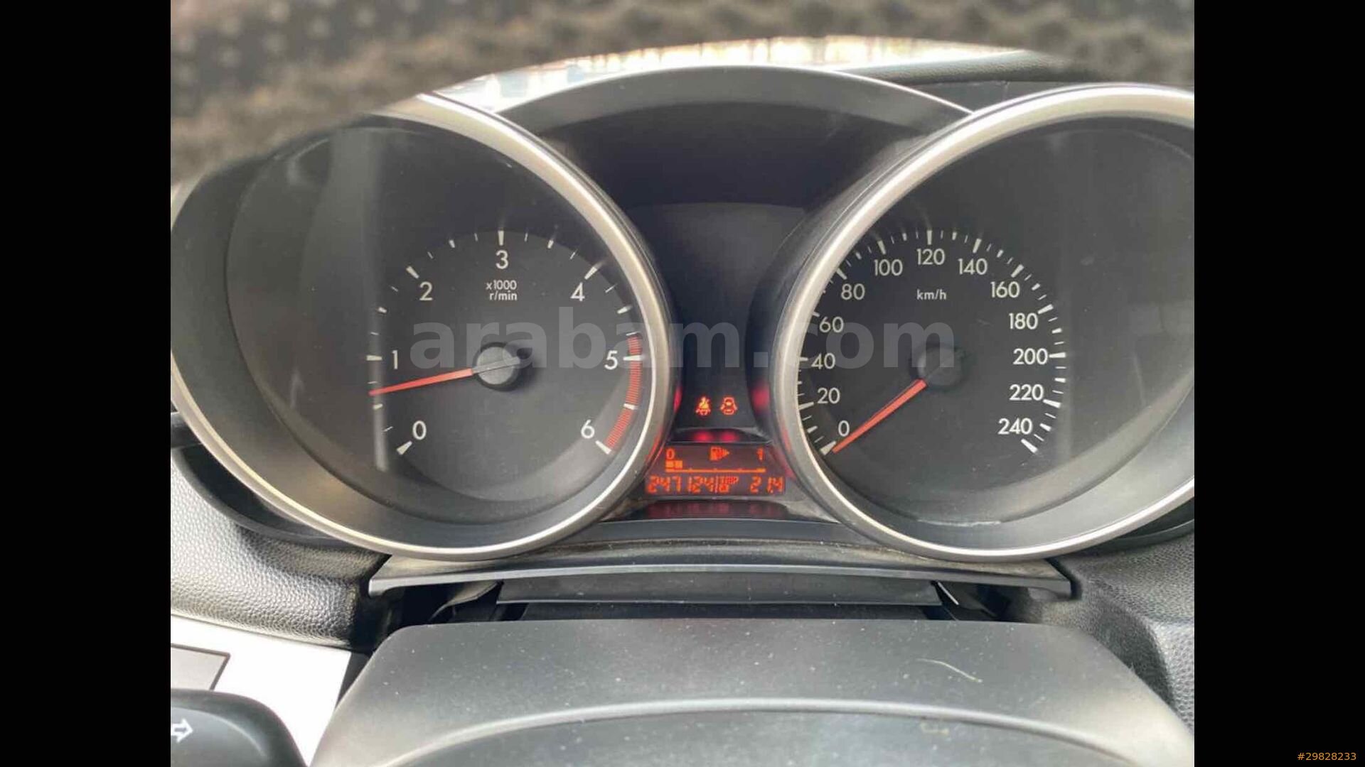 Sahibinden Mazda 3 1.6 Touring 2011 Model Batman 260.000 km Siyah 7
