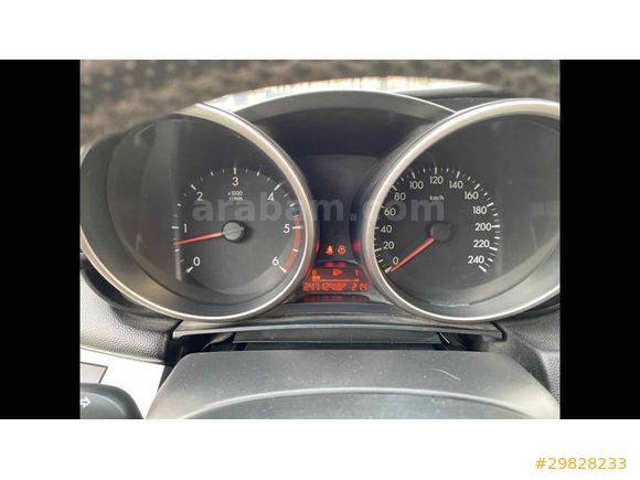 Sahibinden Mazda3  2011 model 1.6 dizel Touring paket  
