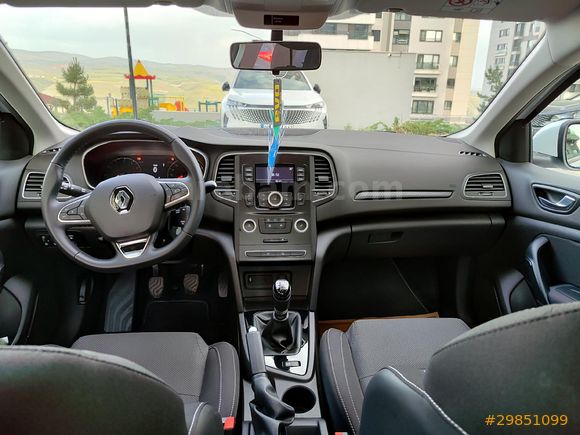 Sahibinden Renault Megane 1.3 TCe Joy 2021 Model Ankara