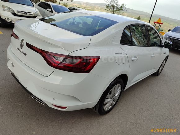 Sahibinden Renault Megane 1.3 TCe Joy 2021 Model Ankara