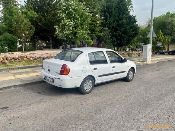 Sahibinden Renault Clio 1.4 RN 2001 Model 