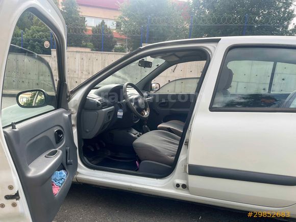 Sahibinden Renault Clio 1.4 RN 2001 Model 