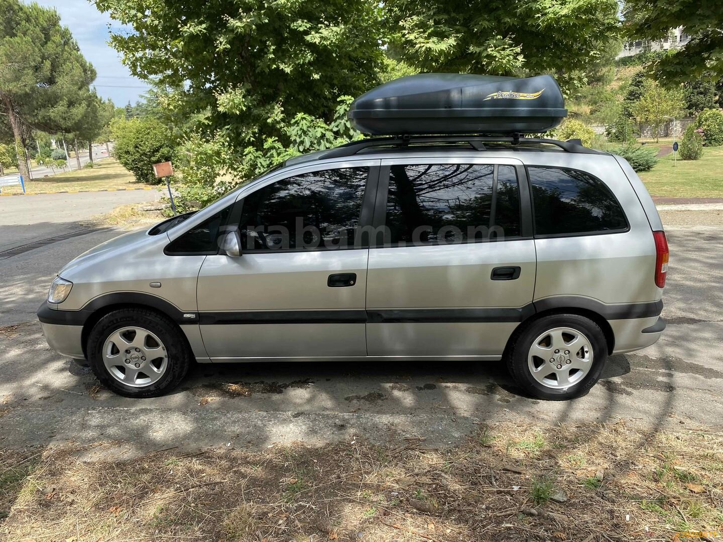 Sahibinden Opel Zafira 1.8 Comfort 2000 Model Kocaeli 190.000 km Gri (Gümüş) 6