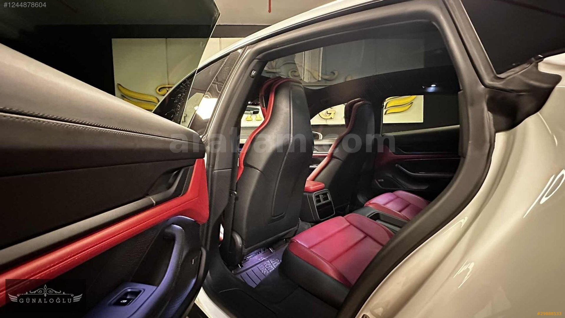Galeriden Porsche Taycan Elektrik 2021 Model Ankara 38.000 km Beyaz 3