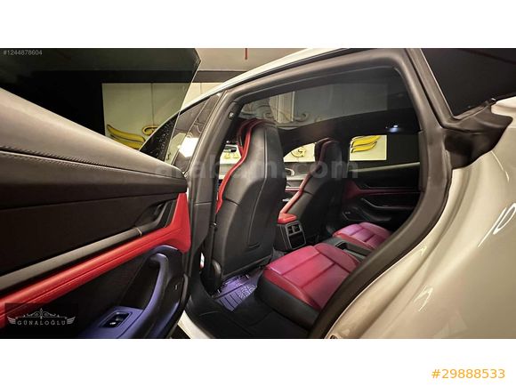 GÜNALOĞLU'dan-BAYİ ÇIKIŞLI- 516 HP-HATASIZ-38.000KM-PERFORMANCE