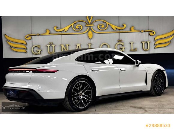 GÜNALOĞLU'dan-BAYİ ÇIKIŞLI- 516 HP-HATASIZ-38.000KM-PERFORMANCE