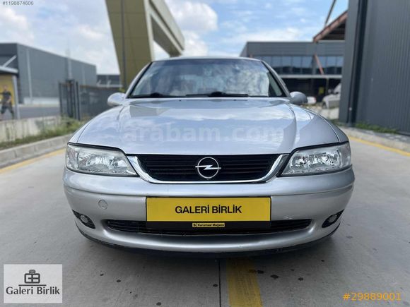 KREDİ KARTINA 12 AY TAKSİTLE 2001 MODEL OPEL VECTRA 2.0 CDX
