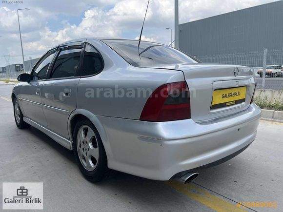 KREDİ KARTINA 12 AY TAKSİTLE 2001 MODEL OPEL VECTRA 2.0 CDX
