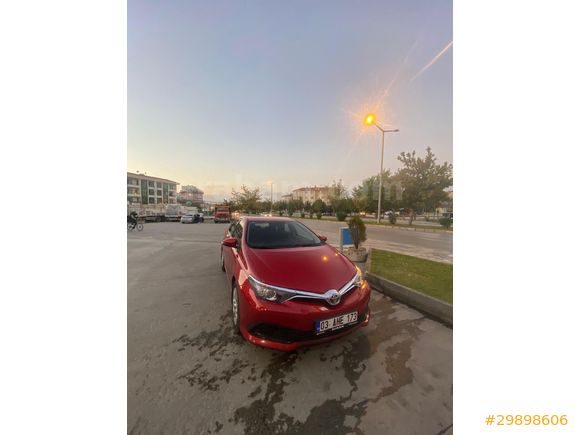 Sahibinden Toyota Auris 1.33 Life 2016 Model