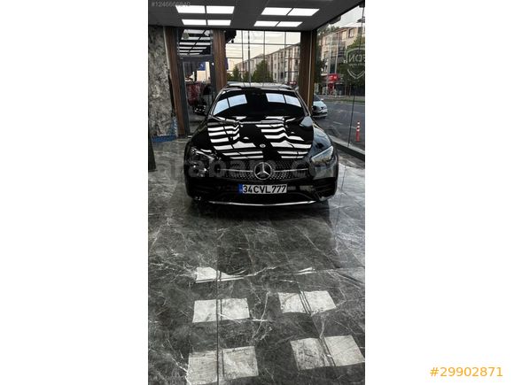 CİVELEK MOTORS 2022 MERCEDES E300D 4 MATİK HATASIZ SİYAH İNCİ