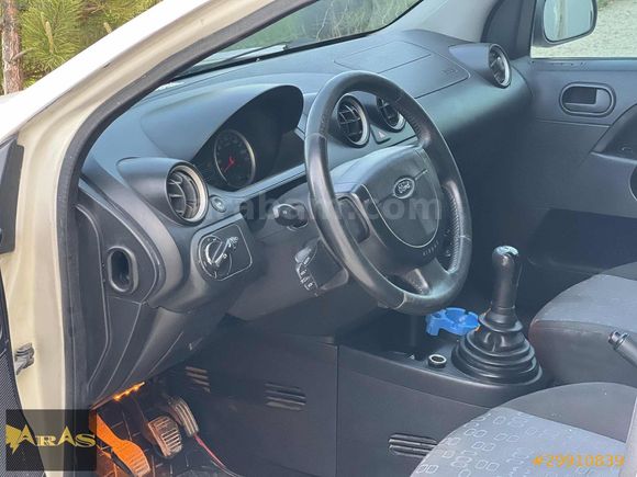 ARAS AUTO'DAN ORJ 200 BİNDE TEK DEĞİŞEN SIFIR MUAYENE