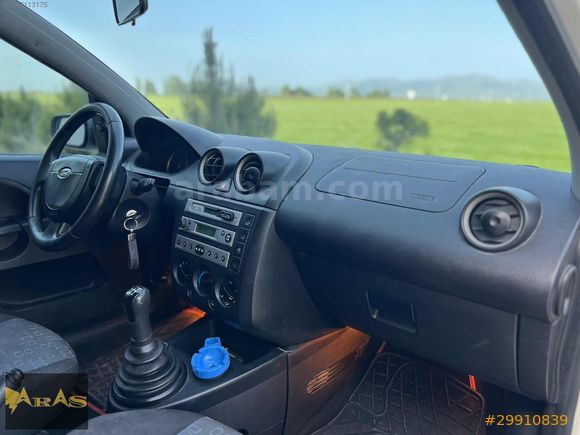 ARAS AUTO'DAN ORJ 200 BİNDE TEK DEĞİŞEN SIFIR MUAYENE