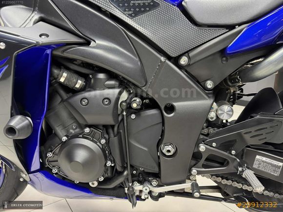 HATASIZ SERVİS BAKIMLI - 7.500- km YAMAHA YZF R1