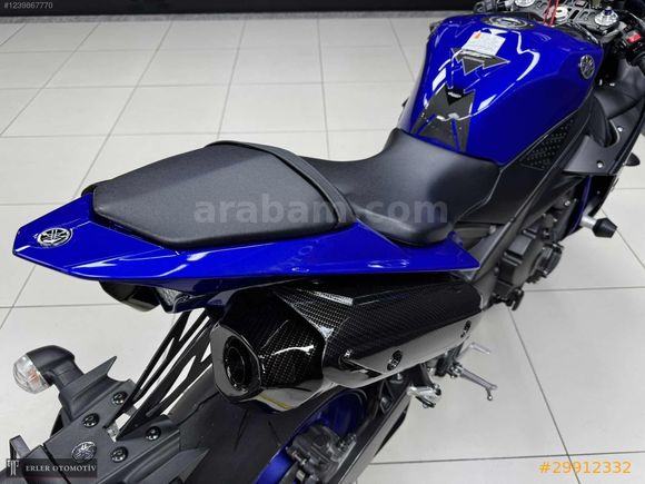 HATASIZ SERVİS BAKIMLI - 7.500- km YAMAHA YZF R1