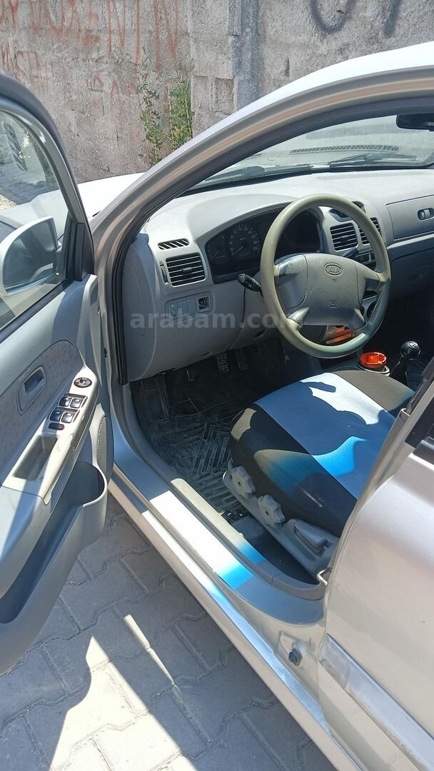 Sahibinden Kia Rio 1.5 Trend 2004 Model Adana 380.000 km Gri 6