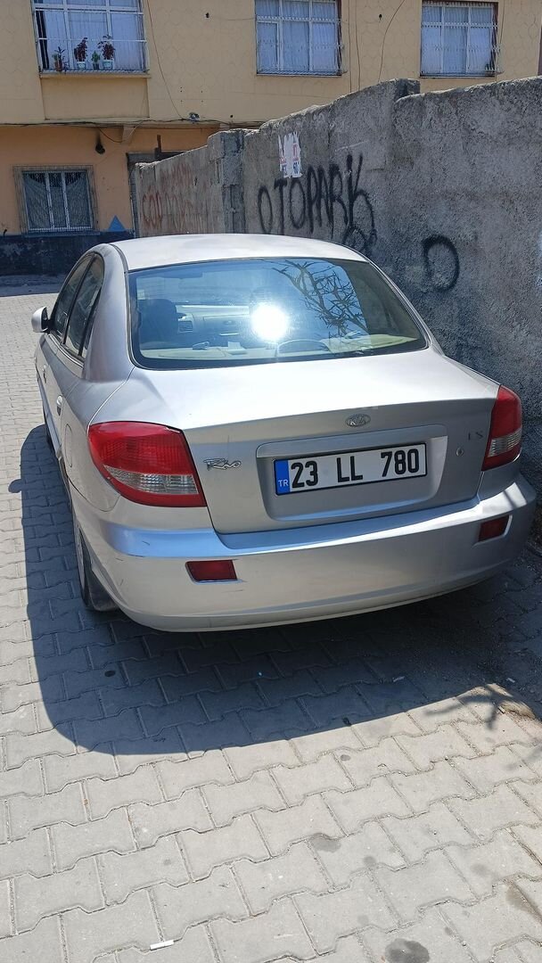 Sahibinden Kia Rio 1.5 Trend 2004 Model Adana 380.000 km Gri 3