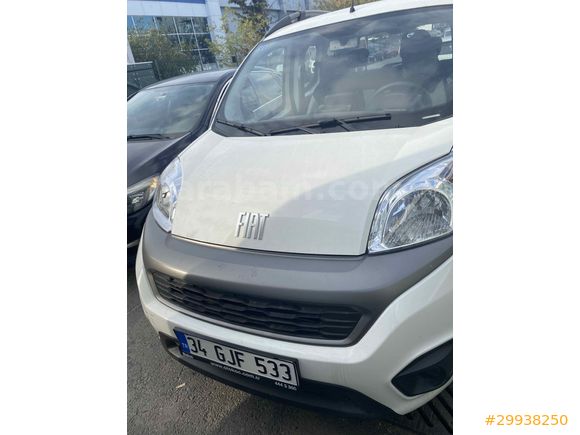 Sahibinden Fiat Fiorino Combi 1.4 Eko Safeline 2023 Model 0 ayarında ticari için kullanılmamış yük taşımamıştır içi dışı pırıl pırıl duruyor 