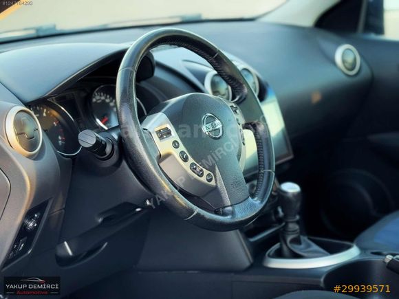 YAKUP DEMİRCİ AUTO 2012 MODEL TEK ELDEN CAM TAVANLI EMSALSİZ