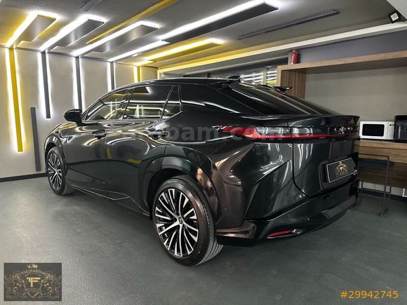 LEXUS-- RZ450e-- 313 HP-- 4X4-- HEADUP-- KARARTMALI CAM TAVAN