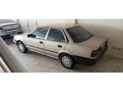 Sitede Tek Benzinli 92 Corolla 1.3 XL.